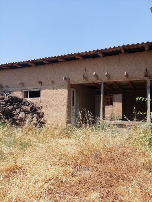 Tayyor uy hovli qibrayda