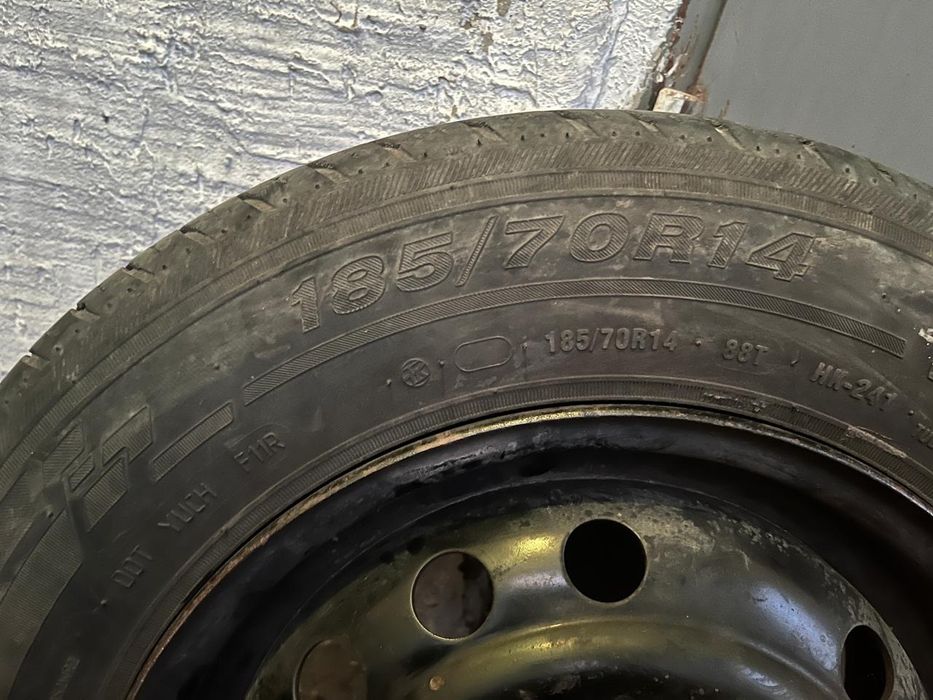 Покрышка 185/70/R14 2 шт