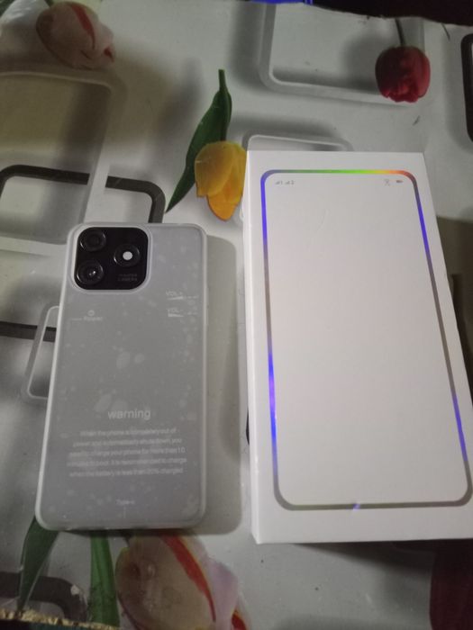 Продам смартфон SPARK 40 PRO      новый