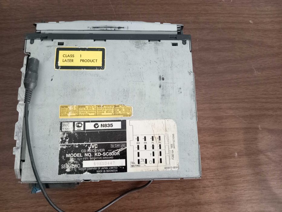 Продавам два CD плеара