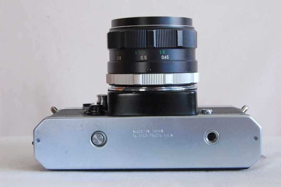 Aparat foto film fujica st605 cu obiectiv fujinon 1.8 / 55