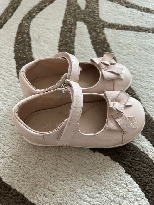 Vand pantofi marimea 25 Nelli blu