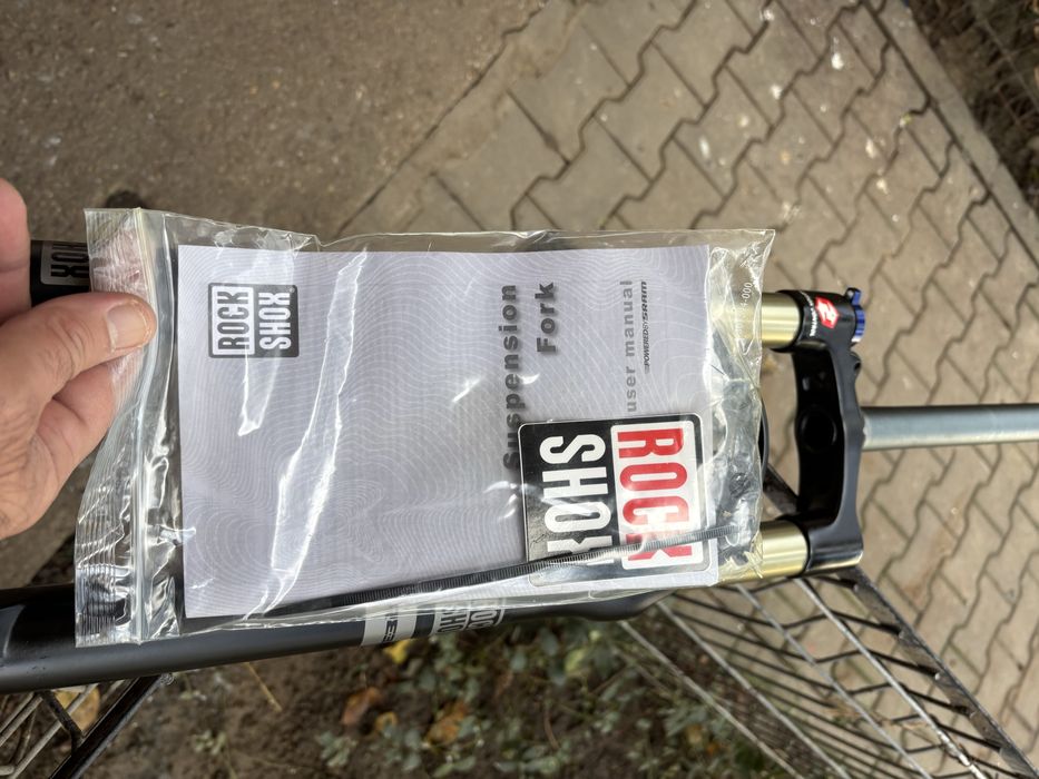 Amortizor RockShoxREBAUltime120 mm,29negru cu tecnologie DebonAir+cha