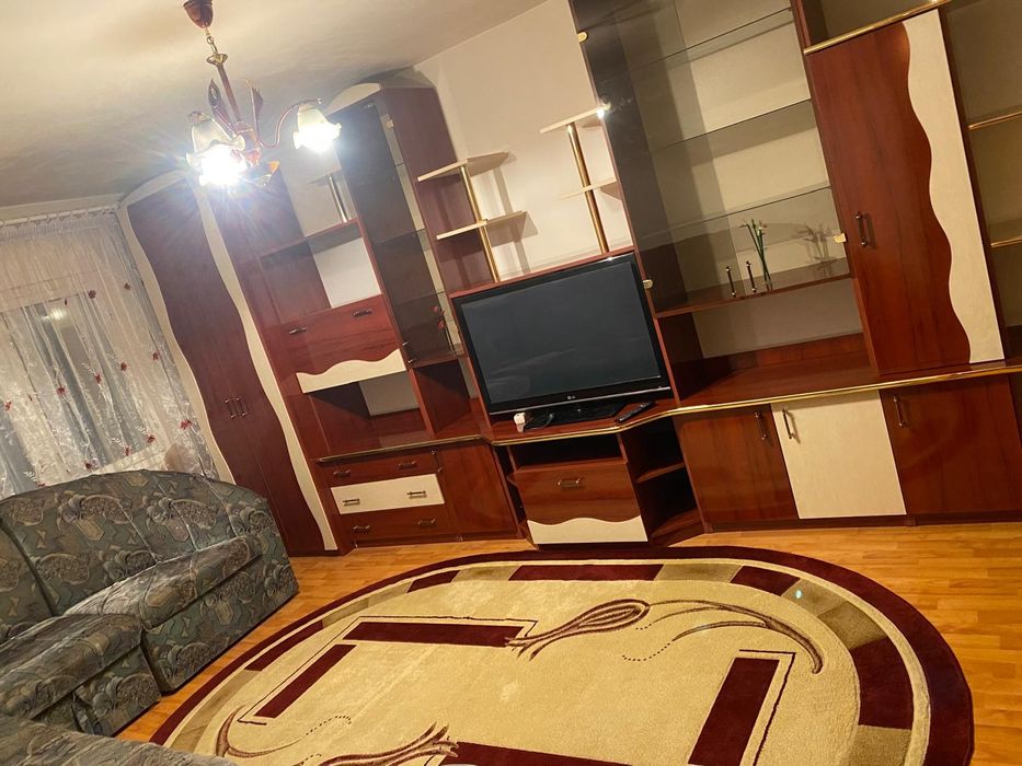 Vînd apartament PC 3 camere