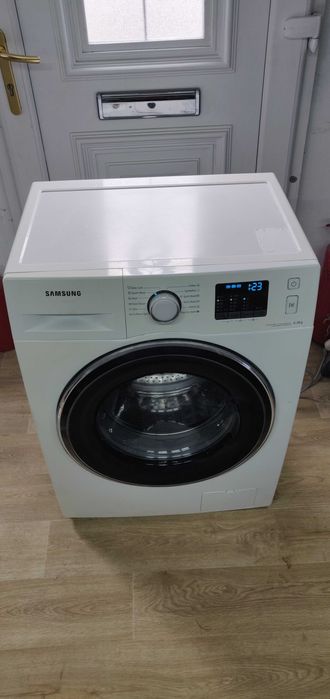 Masina de spalat rufe Samsung de 6-kg Slim / Ingust