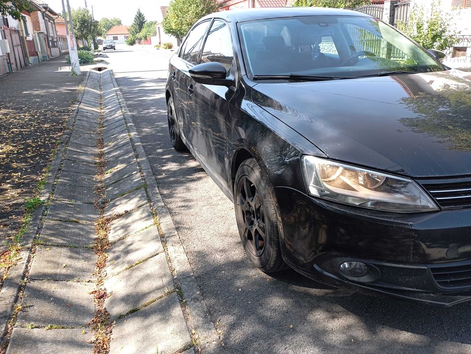 Vand Volkswagen Jetta, an 2010, Euro 5, 1598cm3