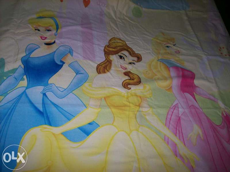 Спално бельо с героите на Дисни