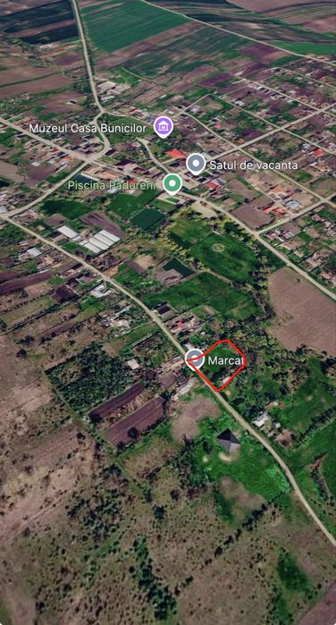 Vand teren 5000 mp comuna Padureni .stradal .propietar (negociabil )