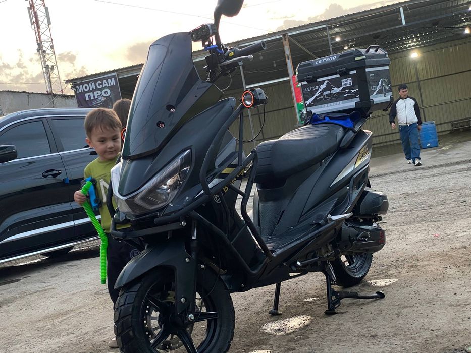 Skuter 150 kub 2025 yili dekabrda olingan