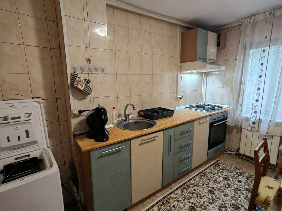 Inchiriere apartament 3 camere