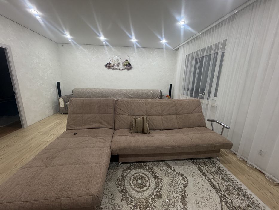 Срочно продам диван Регина 60000