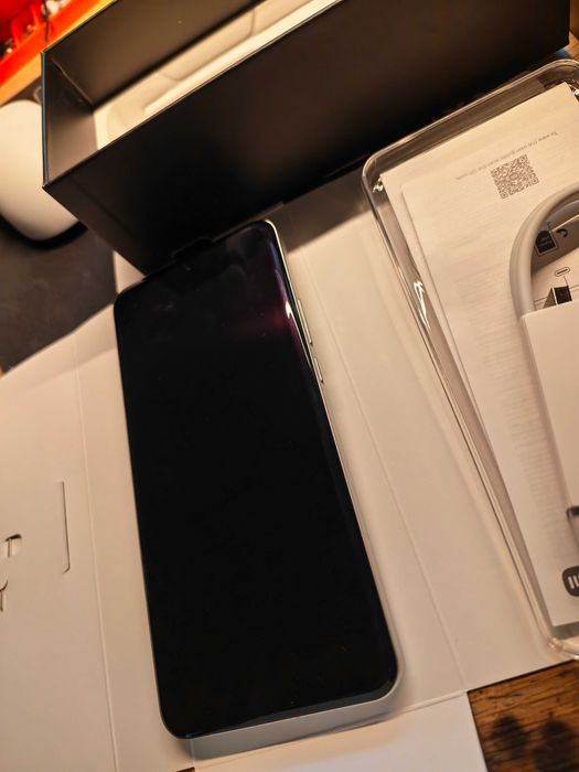 Xiaomi 15 ultra silver - 16GB 512GB garantie 14 luni
