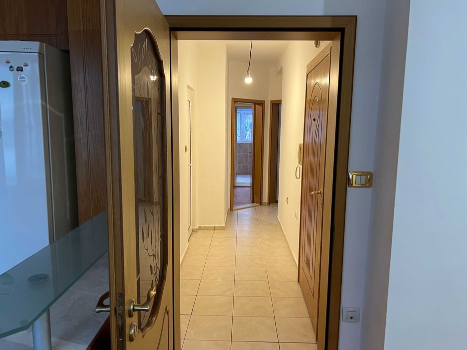 Дава се под наем Тристаен апартамент в Варна, Автогара - 80 кв.м за 174557.7 € - Снимка #4