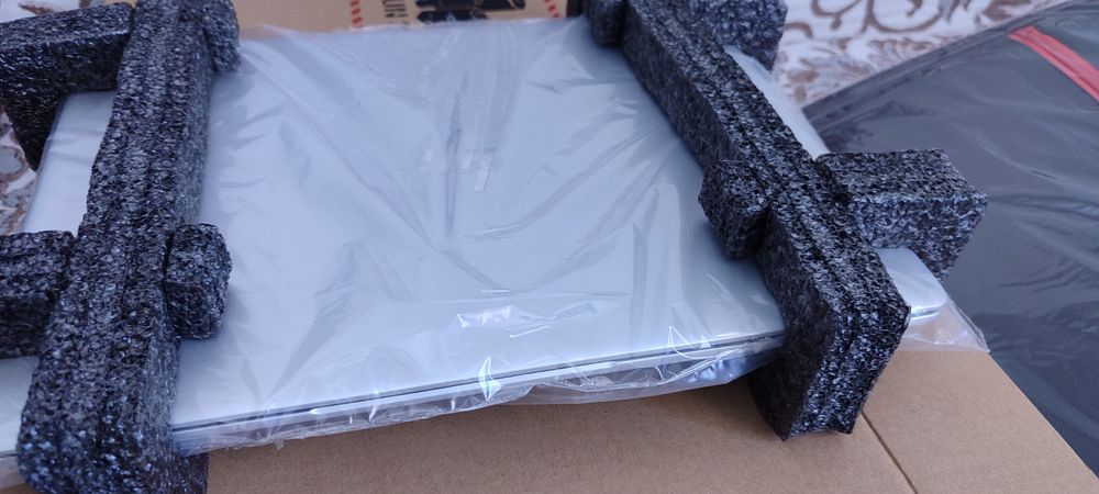 Продам новый не вскрытый ноутбук