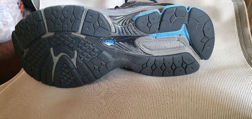 Маратонки New Balance1906R
New Balance1906R  мМаратонки New Balanceног