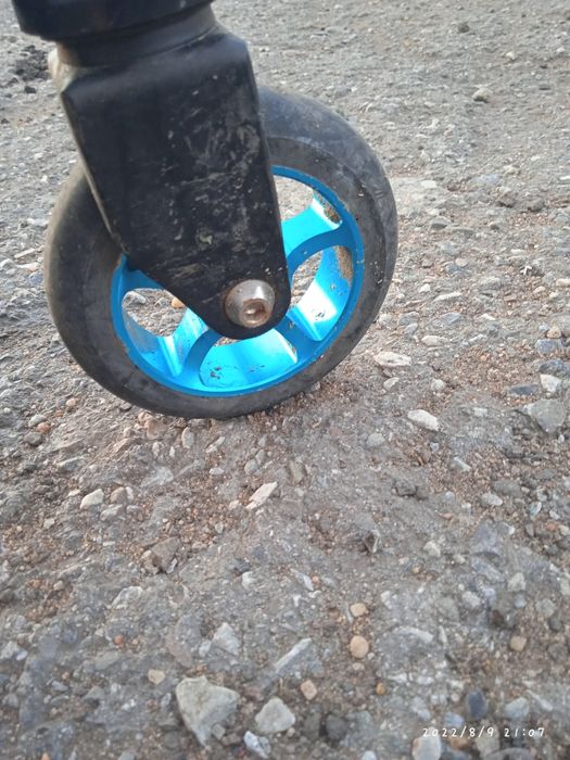 Продам трюковой самокат..