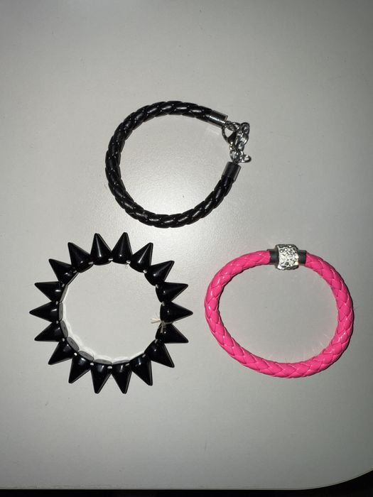 Обеци, гривни и гердани