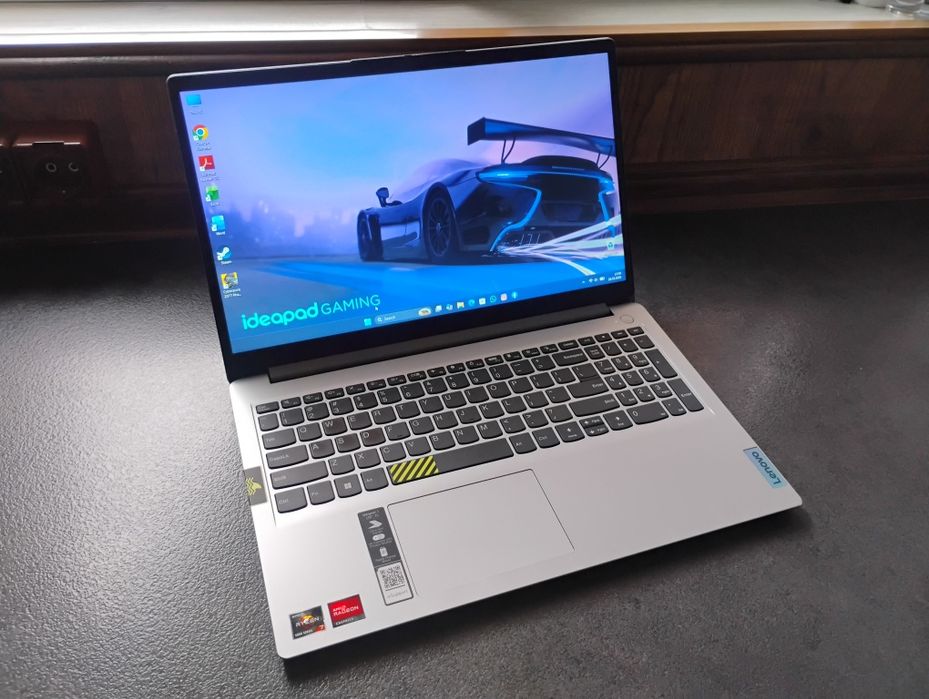 Laptop Lenovo - Ryzen 7 - 5000serie - RX Vega 8