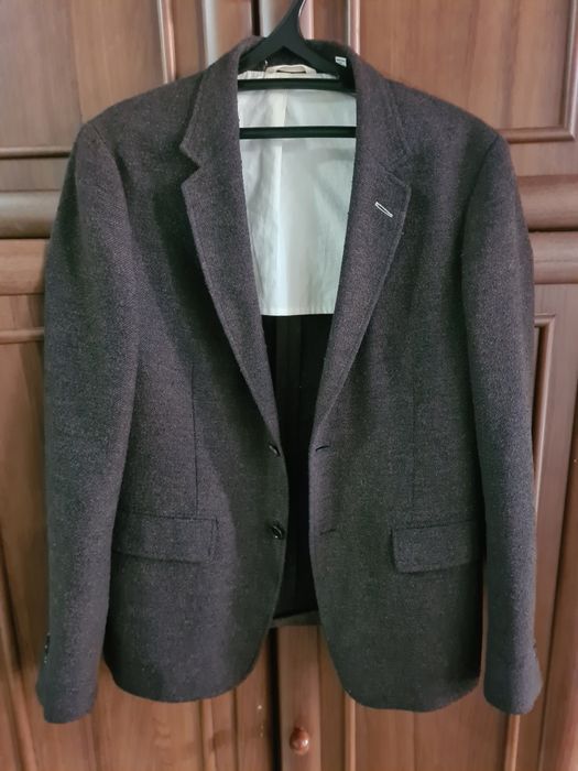 Мужские куртки продаётся