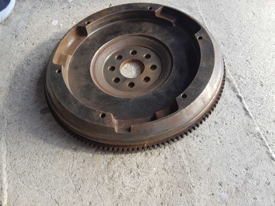 Продавам маховик за Opel Astra G