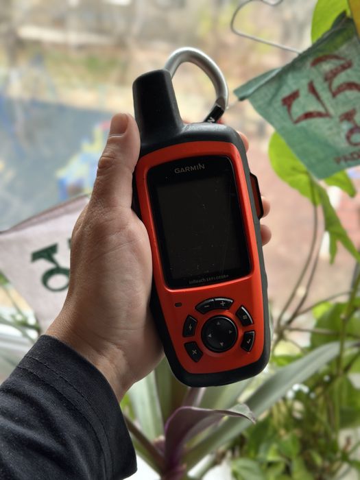 GPS навигатор Garmin inReach explorer+