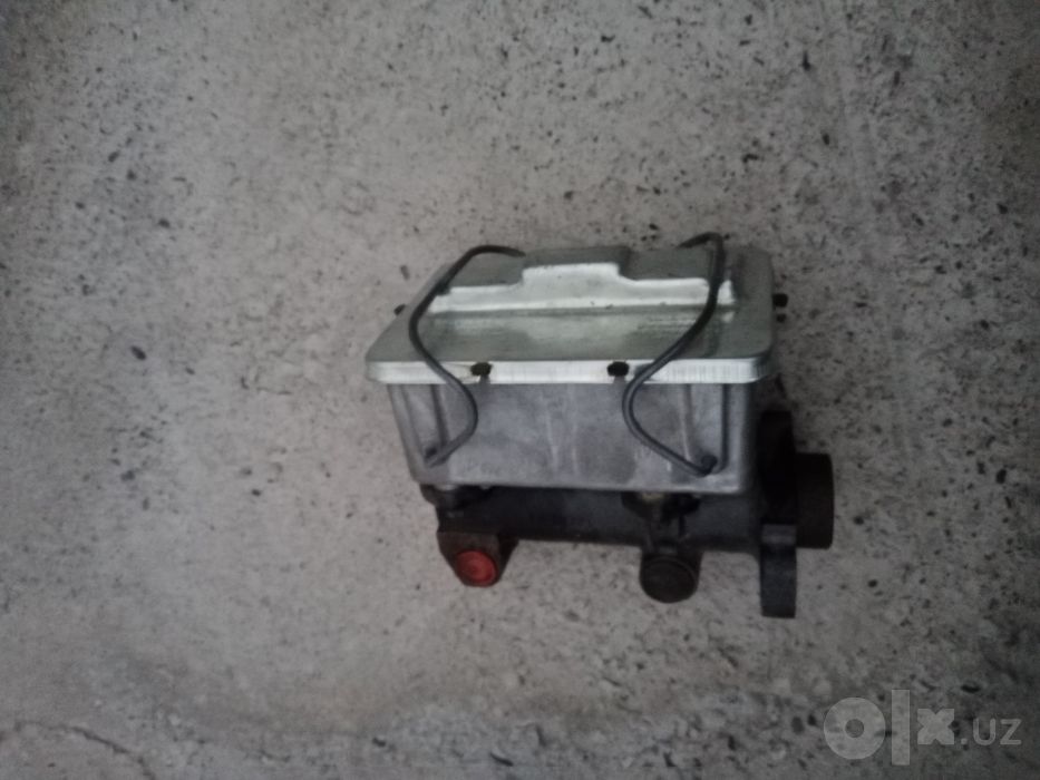 Главный тормозной цилиндр от Hummer H1 или HMMWV