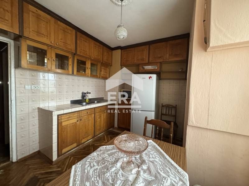 Дава се под наем Четиристаен апартамент в Силистра, Римска гробница - 102 кв.м за 248.88 € - Снимка #4