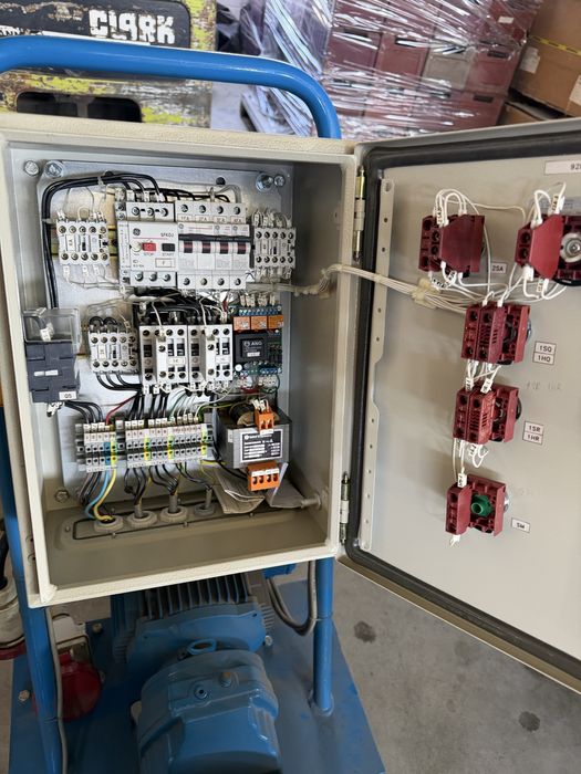 Шнекова помпа/винтова помпа 5/10куб/ч, 3.3/4 кВ