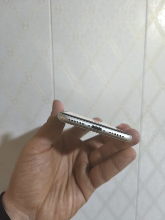 iPhone se 2022 64 gb