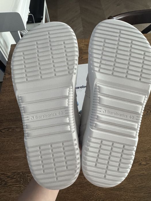 Продам Кроссовки Barebarics