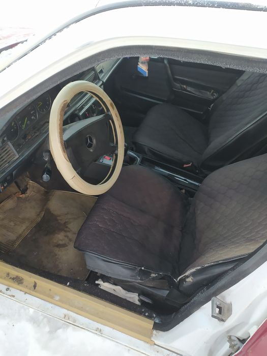 Продам Мерседес 190