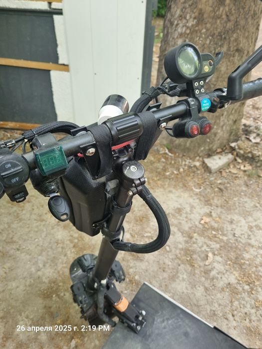 Продам электросамокат