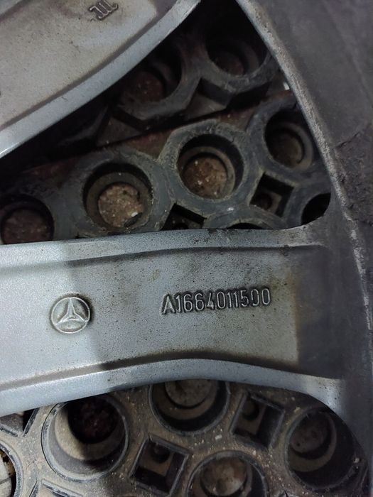 o janta 19 originala mercedes ml gle w166 x166 8j et56