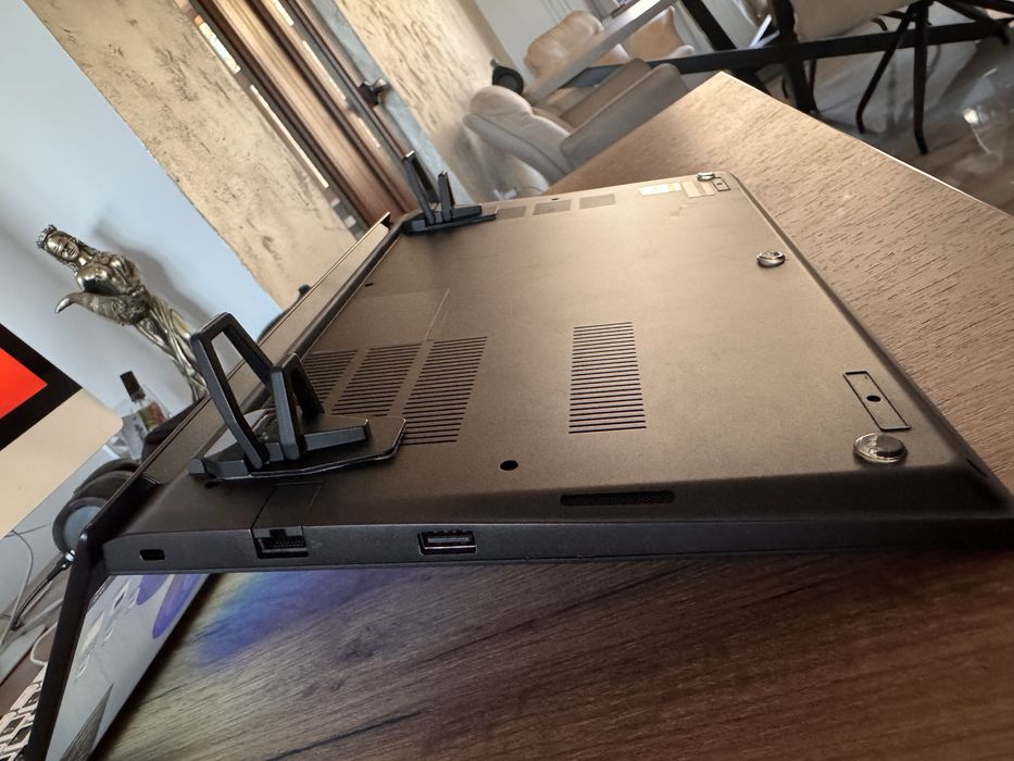 Lenovo E14 Gen 2 i7-1165g