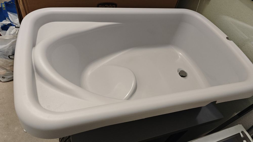 Cadă + masă de înfășat Chicco