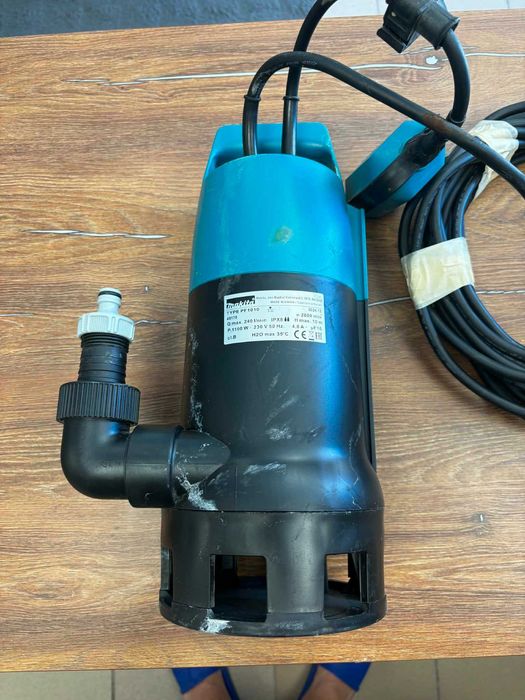 Потопяема помпа за мръсна и кална вода Makita PF1010 1100 W, воден стълб