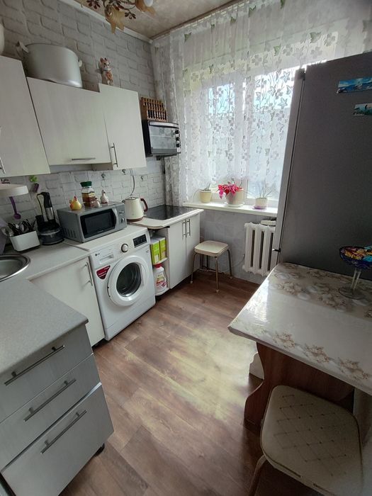 Продам 2-комн (4-32, 3 эт)