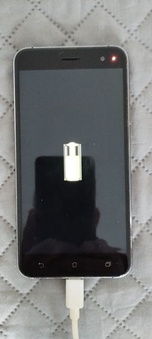 De vânzare 2 telefoane mobile