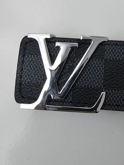 Curea Louis Vuitton