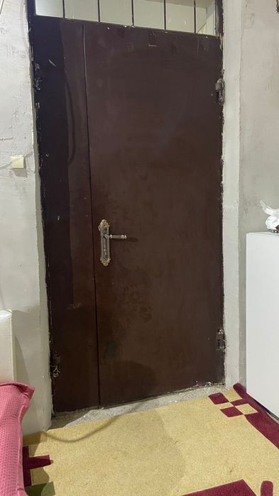 Темір есік жылуымен