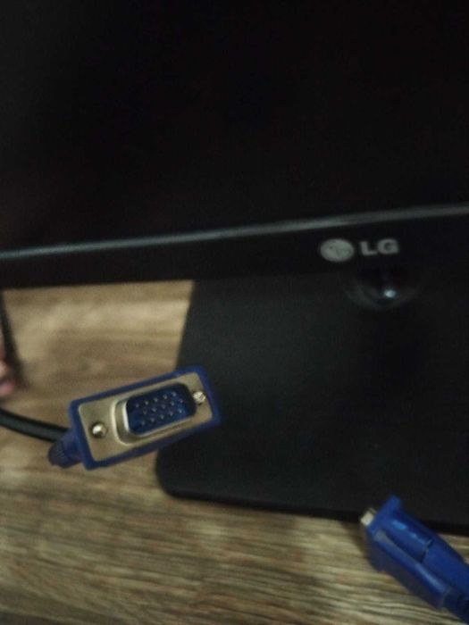 LG Monitor 50hz (използван)