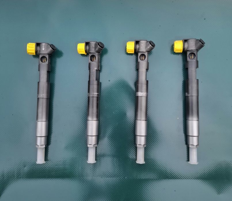Injectoare Reconditionate Mercedes E class w212