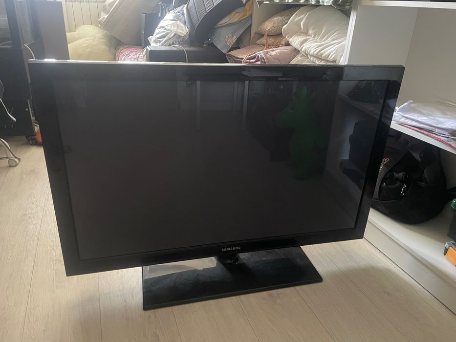 Продам телевизор Самсунг