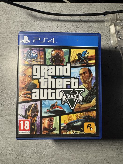 Vand  jocuri  PS5/PS4