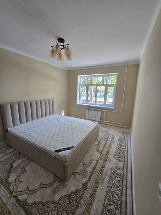 Сдаётся койко-место для девушек.