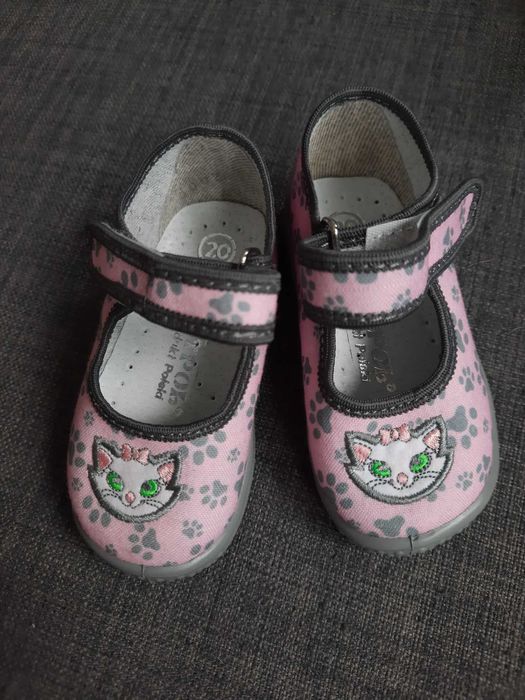 Бебешки пантофи за момиче, номер 20