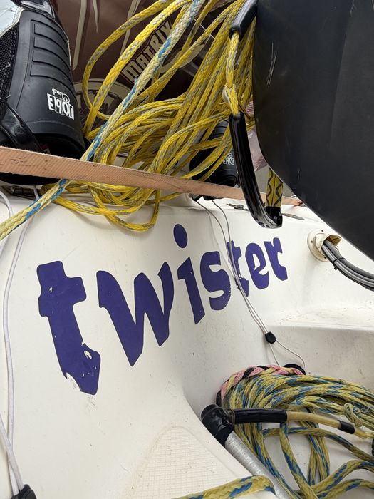 Лодка Twister 150