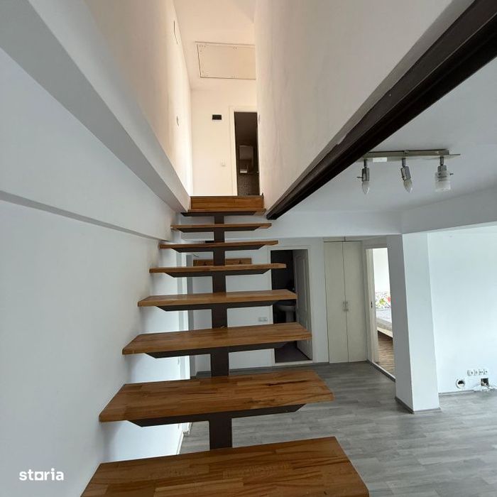 Apartament cu 4 camere, Zona Brancoveanu