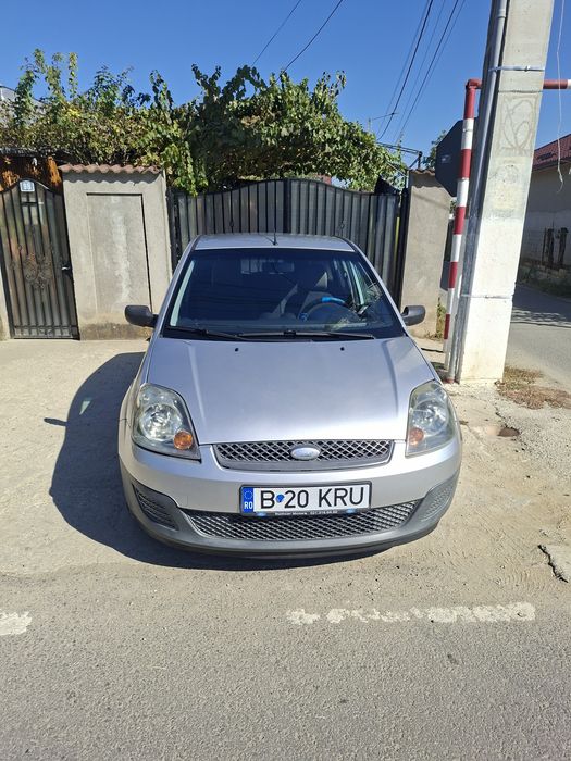 FORD Fiesta 2005 — imagine 1
