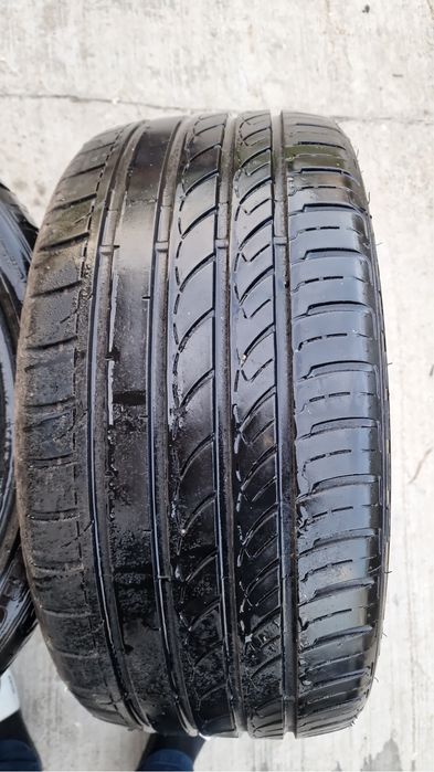 Anvelope/Cauciucuri 235/35 R19 Rotala F105